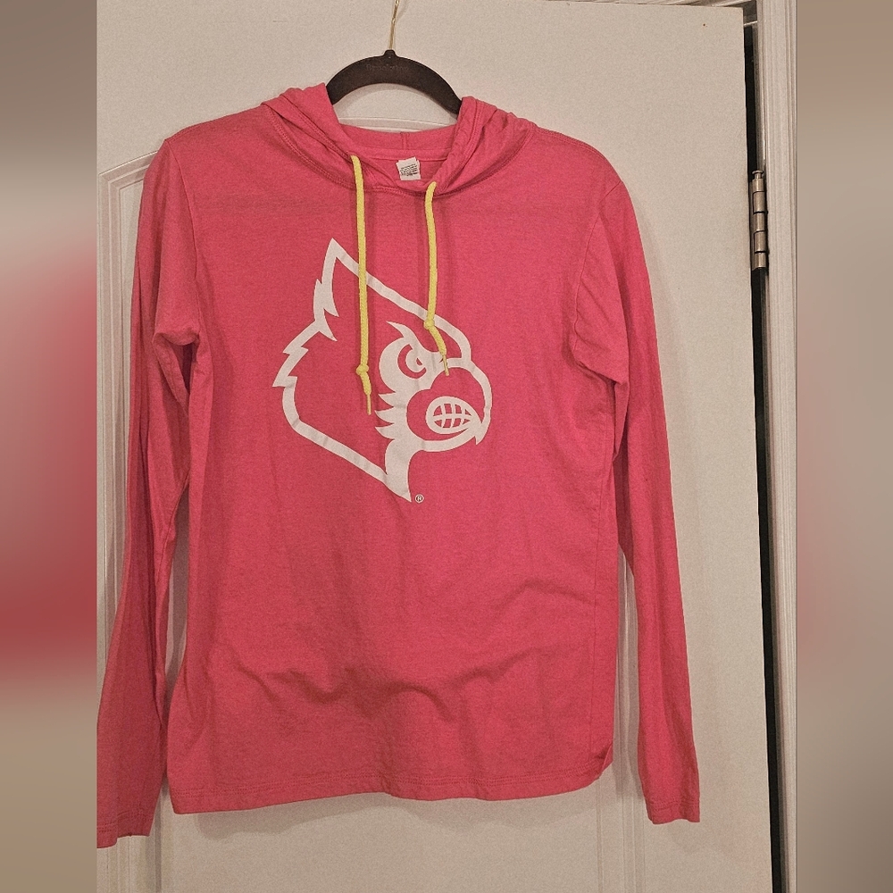 University Of Louisville Hooded Long Sleeve T-Shirt Size Medium